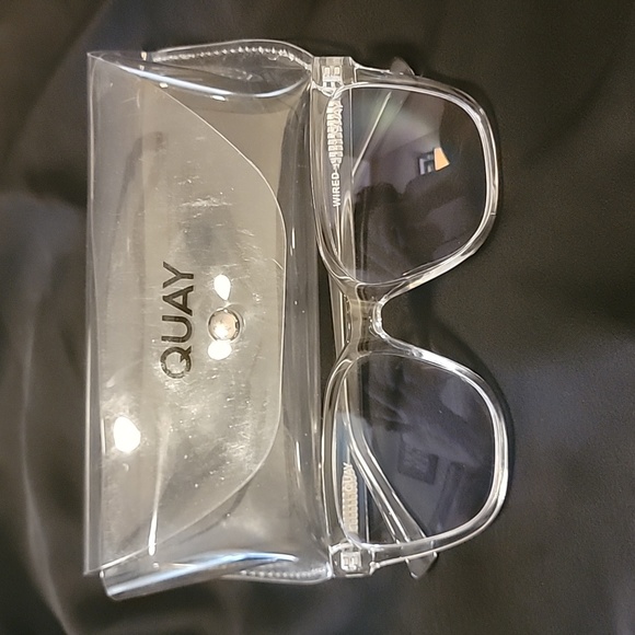 Quay Australia Accessories - Quay Australia "Wired" Blue Light Clear Frame Glasses